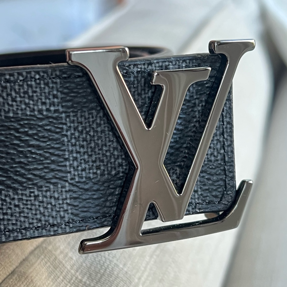 ❌𝐒𝐎𝐋𝐃onVestiaireCollective❌LOUIS VUITTON Graphite Damier belt - Picture 7 of 12